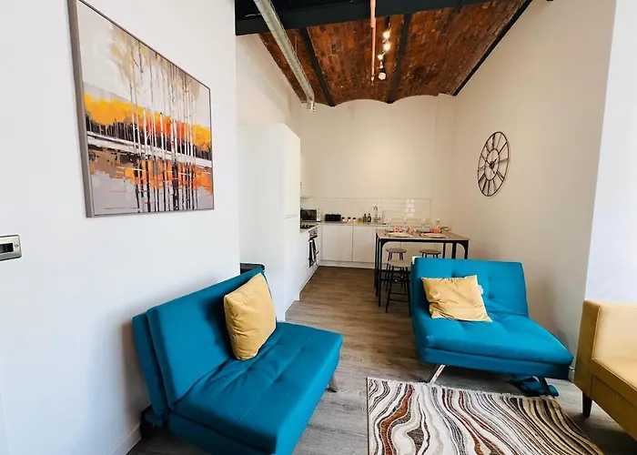 Chic Mill Apt With Canal Views